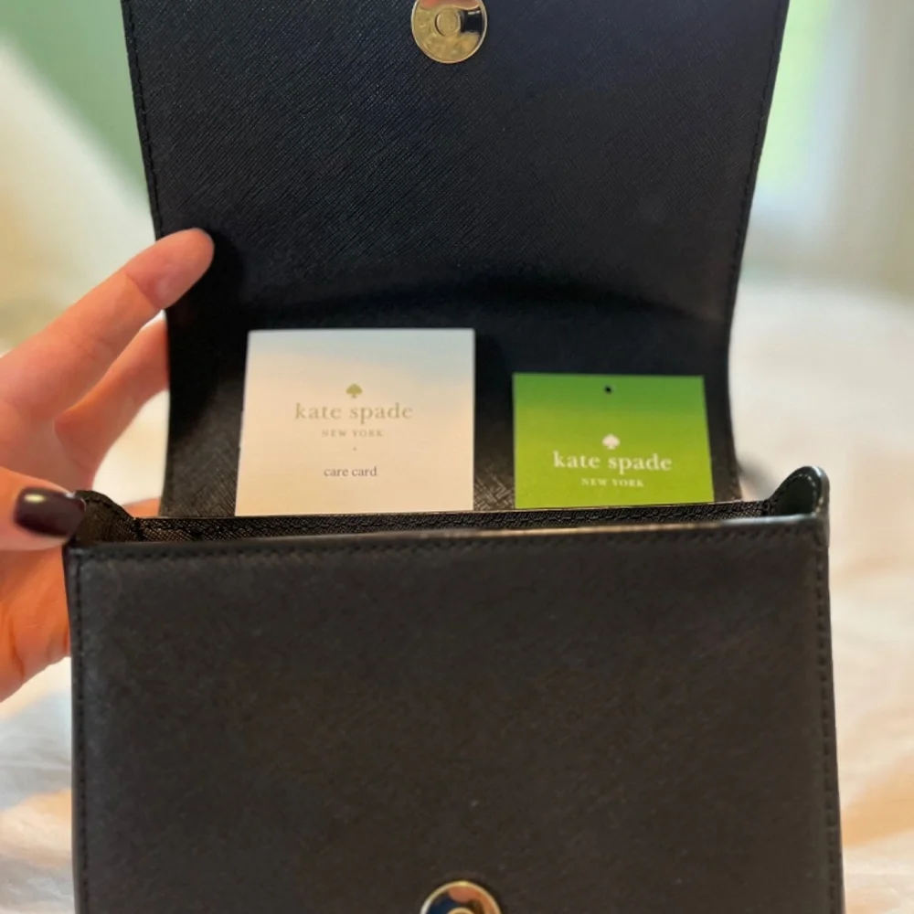 Kate Spade cross body - Picture 2 of 7